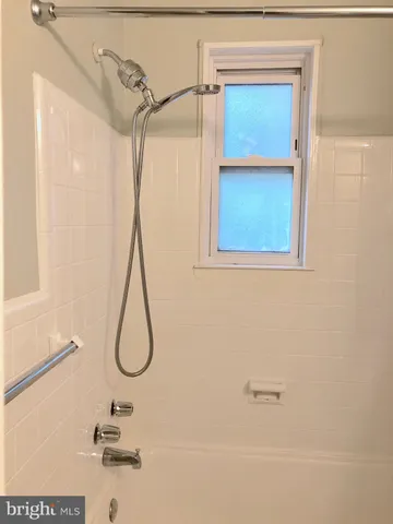 $2,995 | 531 East Bellefonte Avenue, Alexandria, VA 22301