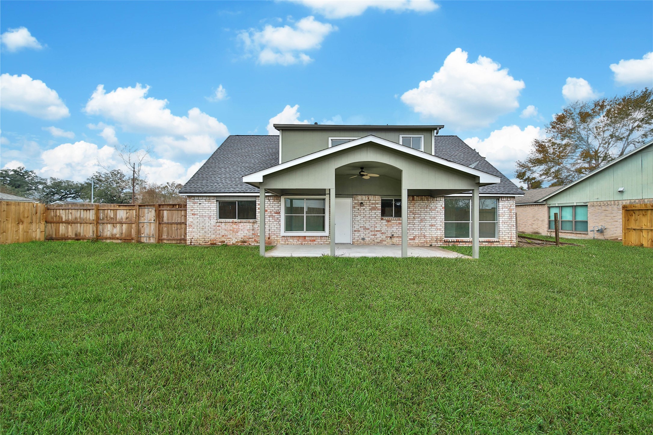 22214 Meadowhill Drive Spring, TX 77389 - Photo 13 of 13 a front view of a house with a garden