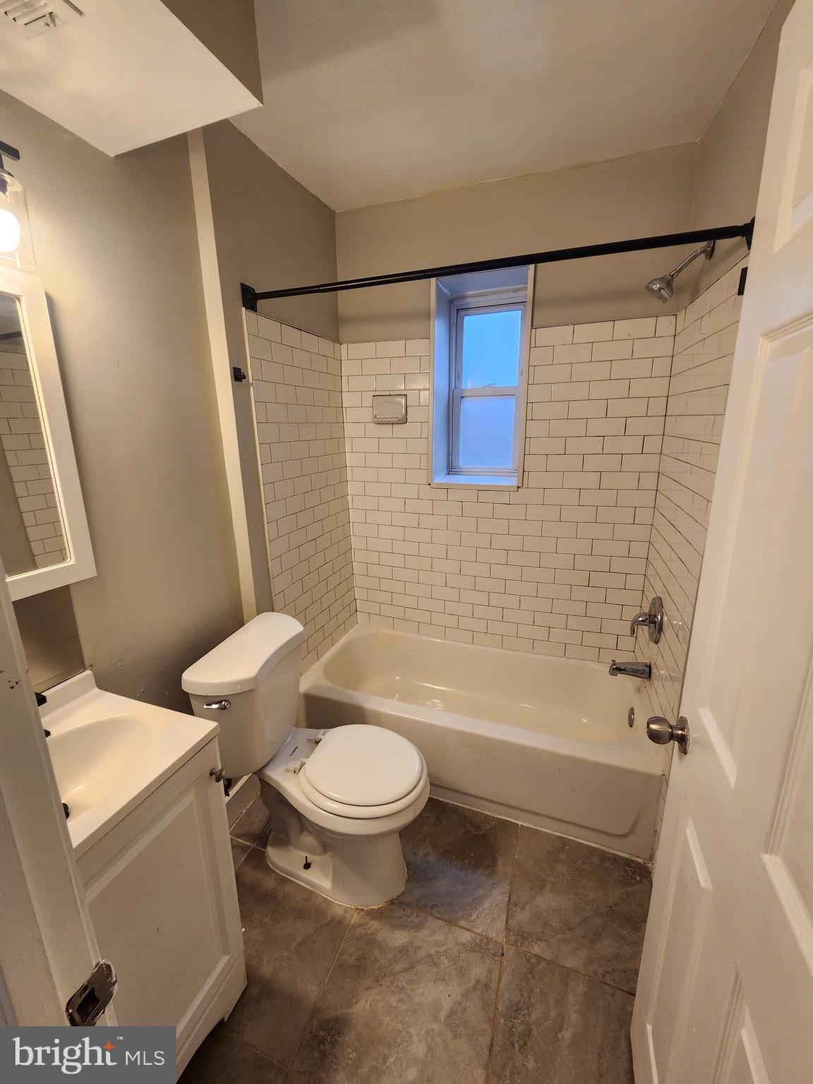 4606 Hillside Road Southeast Washington, DC 20019 - Photo 7 of 12 Gallery Image 7