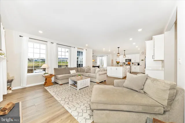 $765,000 | 1007 Shenandoah View Parkway, Brunswick, MD 21716