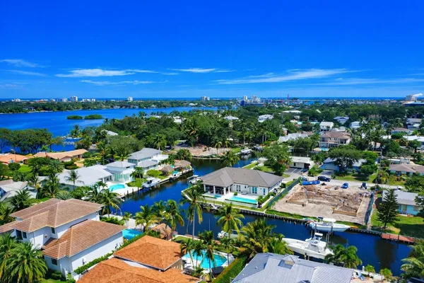 $4,900,000 | 934 North Loxahatchee Drive, Jupiter, FL 33458