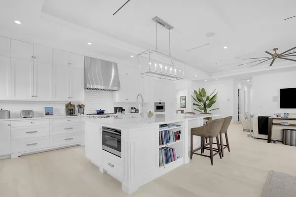$4,900,000 | 934 North Loxahatchee Drive, Jupiter, FL 33458