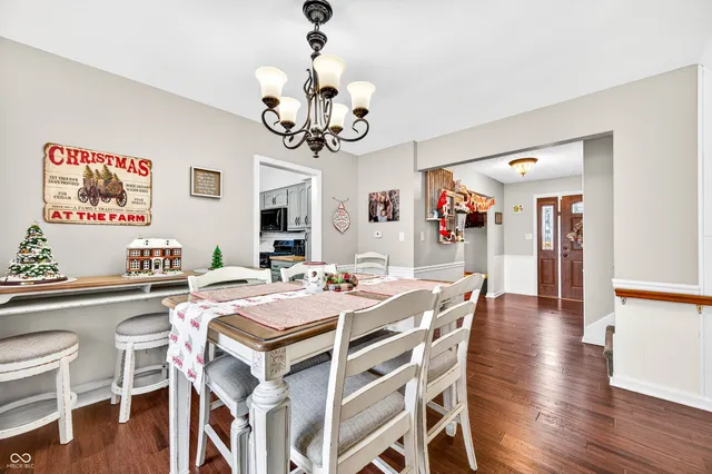 $475,000 | 2648 West State Road 144, Franklin, IN 46131