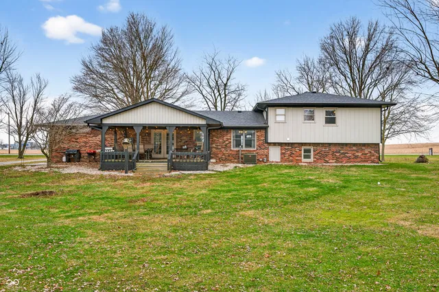 $475,000 | 2648 West State Road 144, Franklin, IN 46131