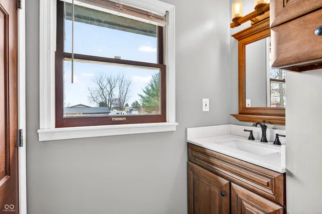 $475,000 | 2648 West State Road 144, Franklin, IN 46131