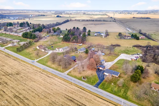 $475,000 | 2648 West State Road 144, Franklin, IN 46131