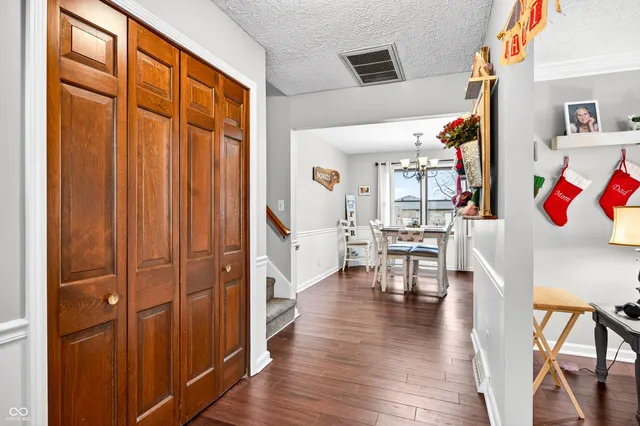 $475,000 | 2648 West State Road 144, Franklin, IN 46131