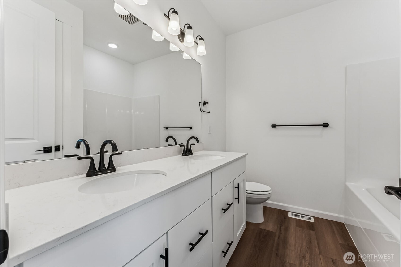 4121 Southwest Muller Lane, Unit 314 Port Orchard, WA 98367 - Photo 10 of 14