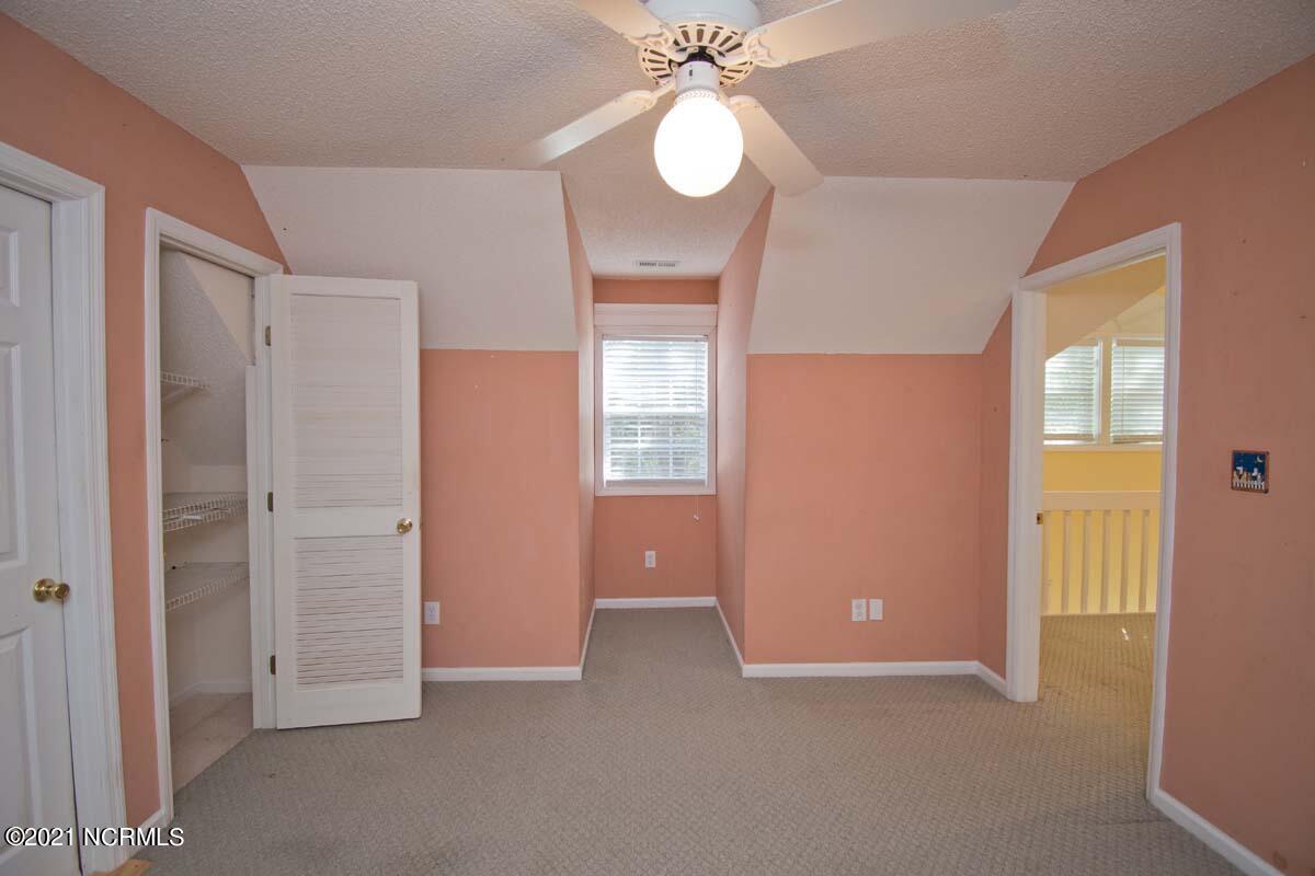 416 Emerald Circle Emerald Isle, NC 28594 - Photo 15 of 50 BR2