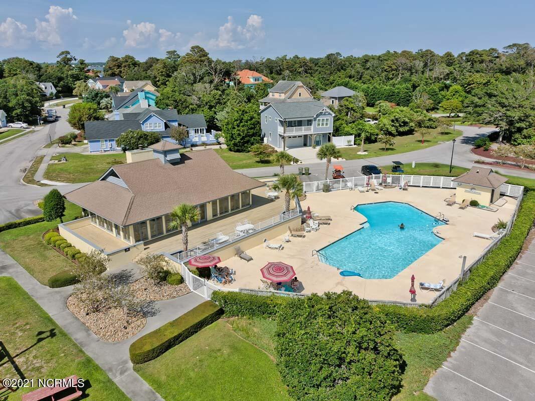416 Emerald Circle Emerald Isle, NC 28594 - Photo 17 of 50 Club and pool