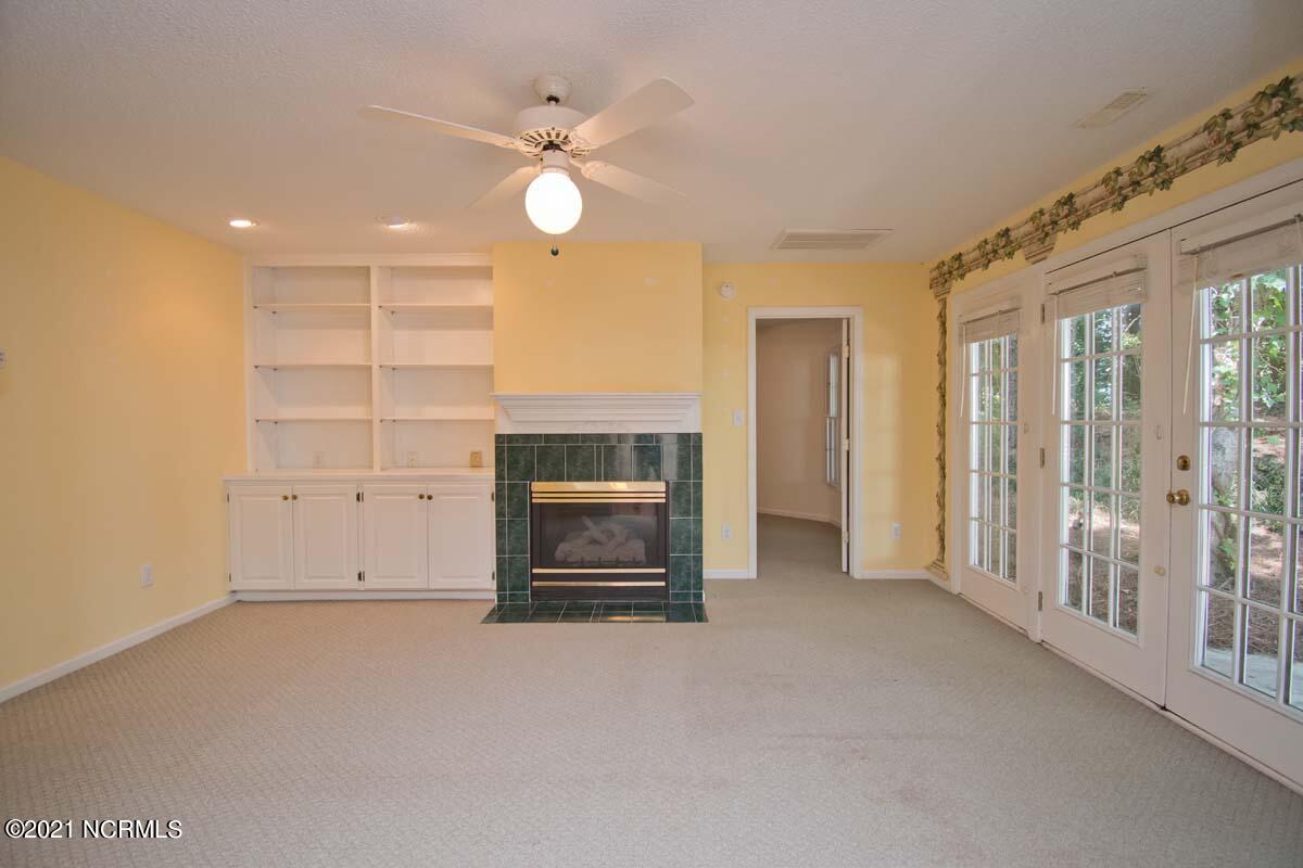 416 Emerald Circle Emerald Isle, NC 28594 - Photo 42 of 50 LR fireplace