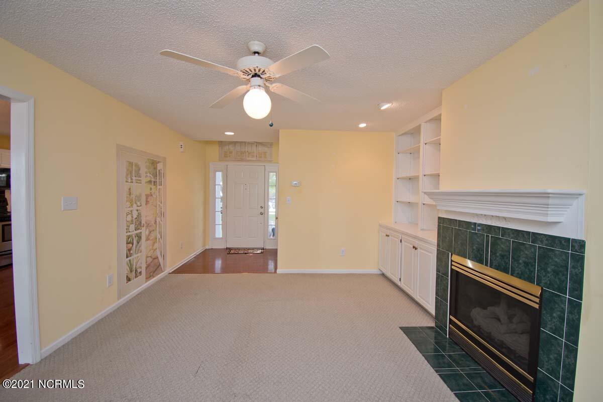 416 Emerald Circle Emerald Isle, NC 28594 - Photo 43 of 50 lr entry