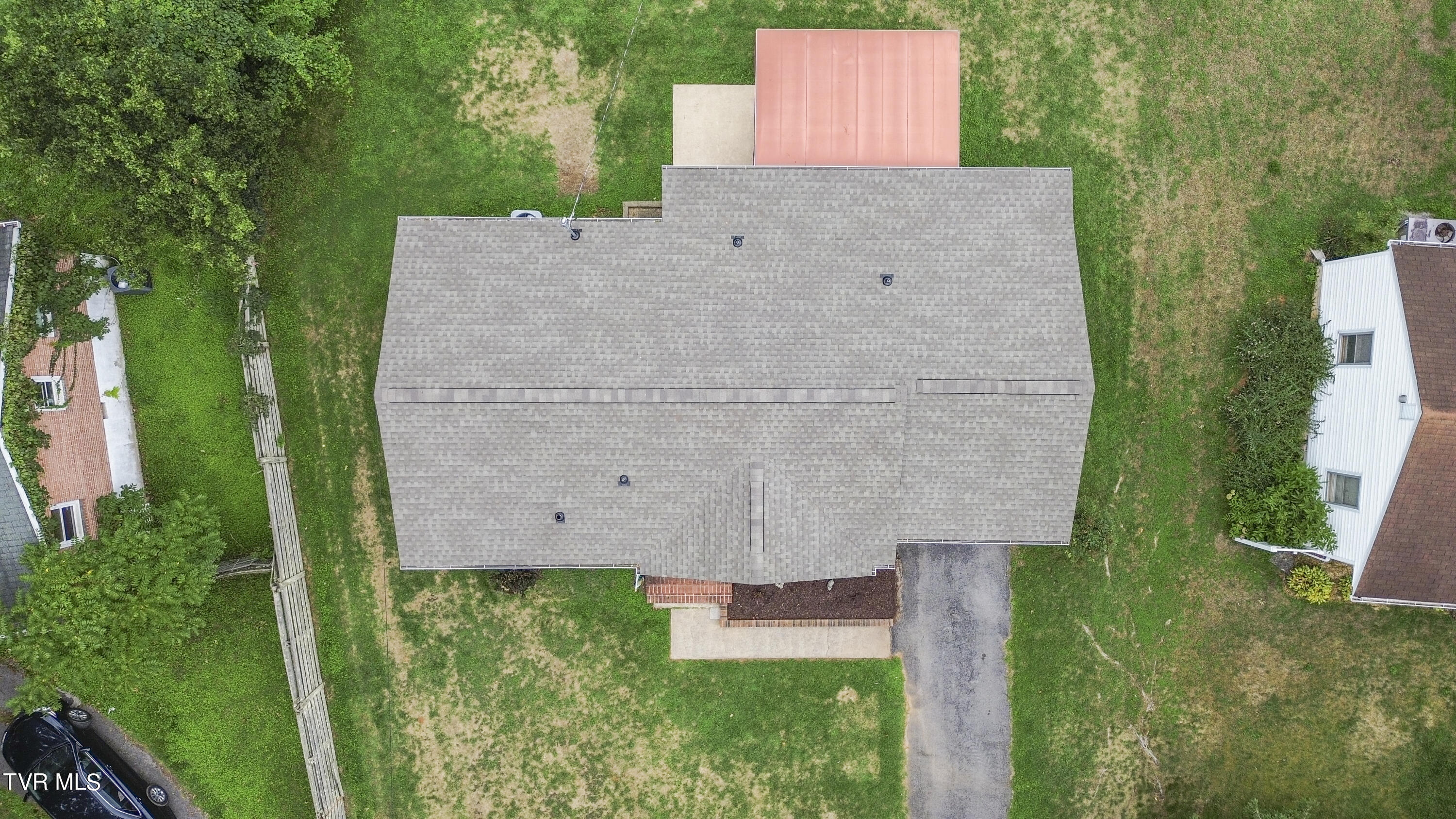 1608 Wendover Road Bristol, VA 24201 - Photo 20 of 32 DJI_0429