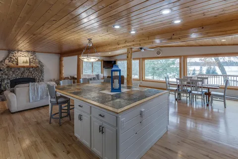 $600,000 | 26905 Pelican Beach Road, Merrifield, MN 56465