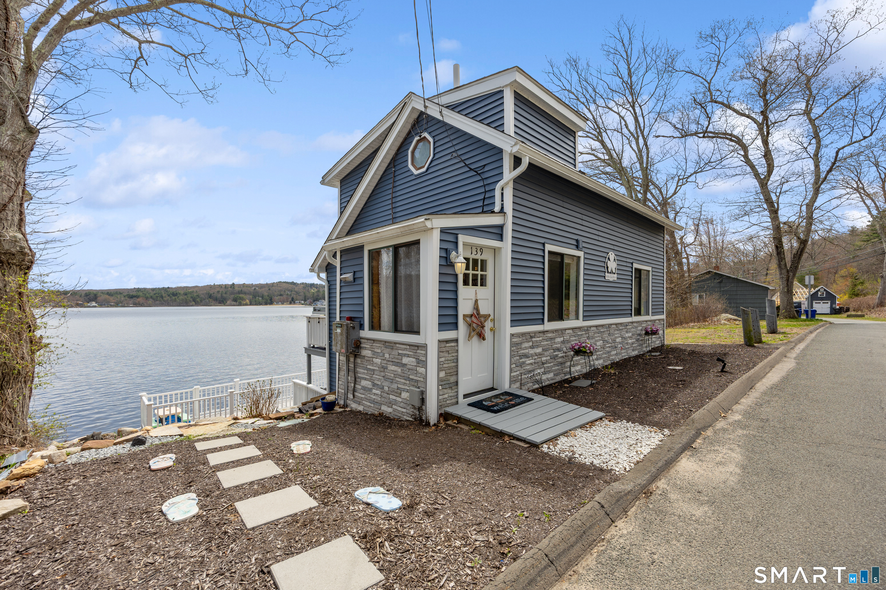 139 West Shore Road Ellington, CT 06029 - Photo 7 of 38