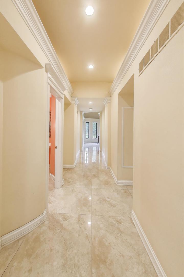 1920 Wedgewood Drive Lake Forest, IL 60045 - Photo 16 of 53 a view of an empty room