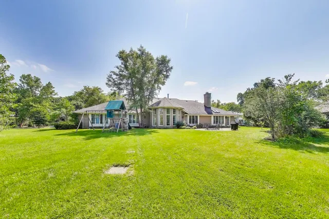 $7,900 | 1920 Wedgewood Drive, Lake Forest, IL 60045