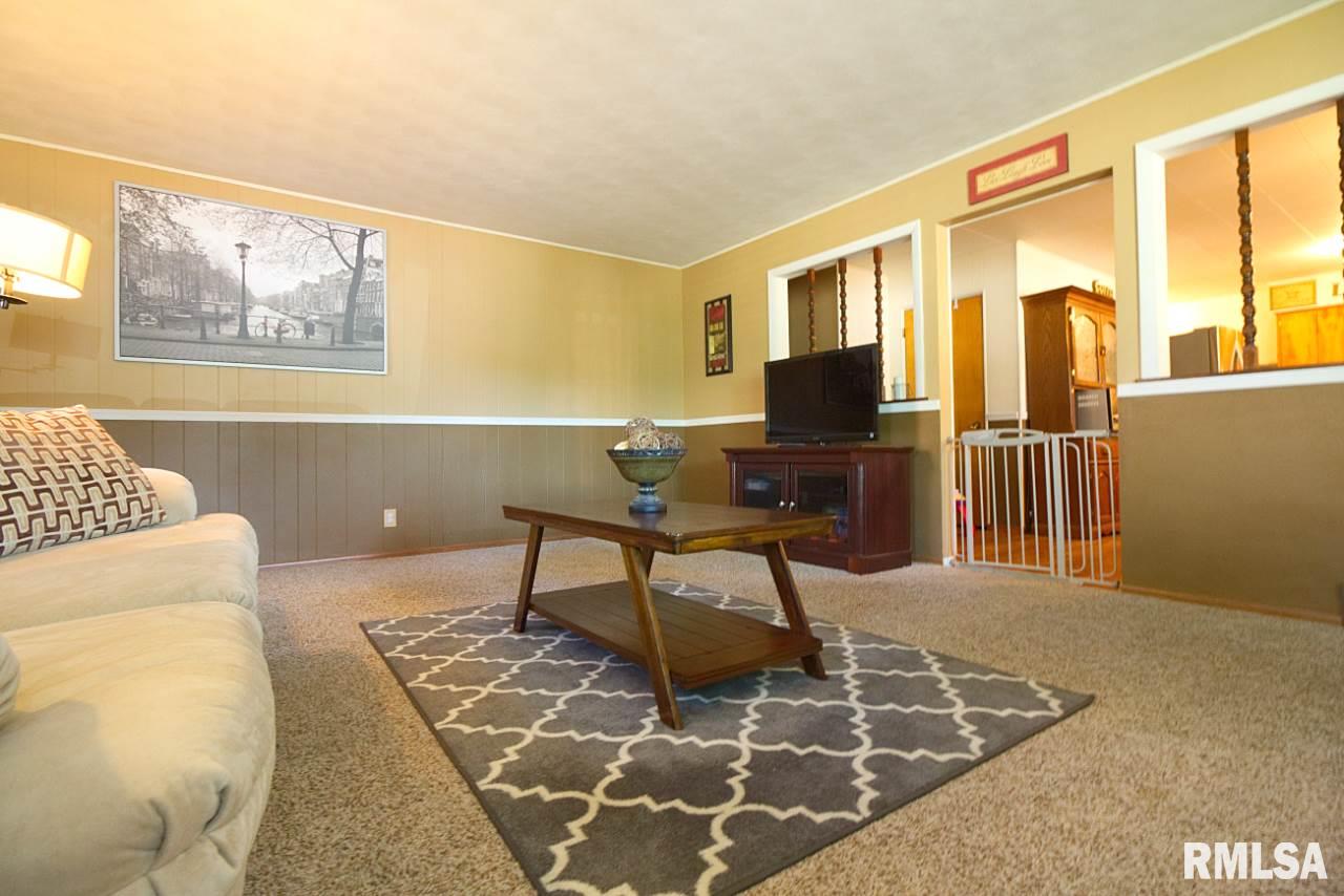 1001 Sheridan Road Pekin, IL 61554 - Photo 13 of 36 Gallery Image 13