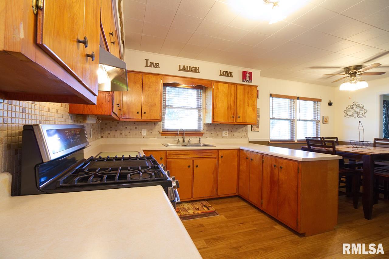 1001 Sheridan Road Pekin, IL 61554 - Photo 5 of 36 Gallery Image 5