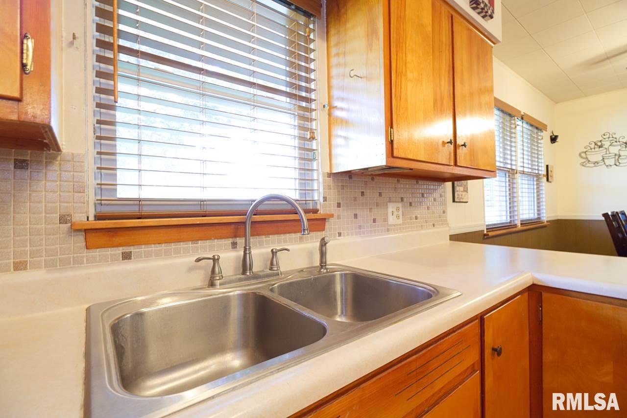 1001 Sheridan Road Pekin, IL 61554 - Photo 6 of 36 Gallery Image 6