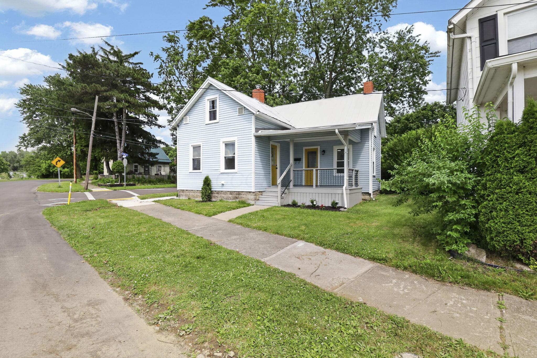 102 Potter Street Delaware, OH 43015 - Photo 4 of 57