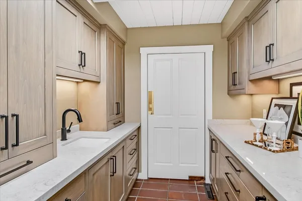 $4,328,000 | 18570 Oak Drive, Monte Sereno, CA 95030