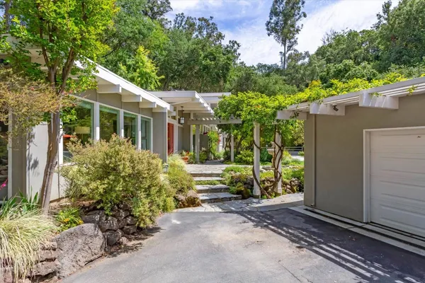 $4,328,000 | 18570 Oak Drive, Monte Sereno, CA 95030
