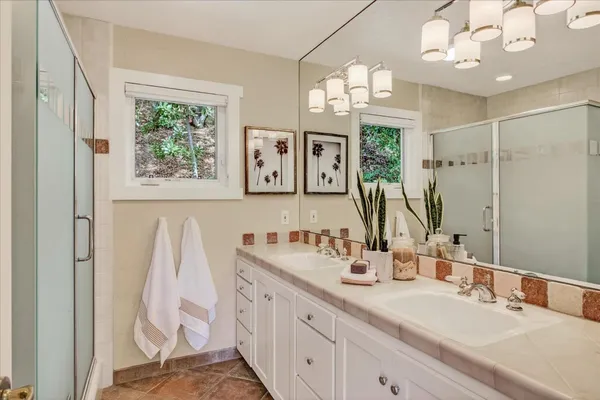 $4,328,000 | 18570 Oak Drive, Monte Sereno, CA 95030