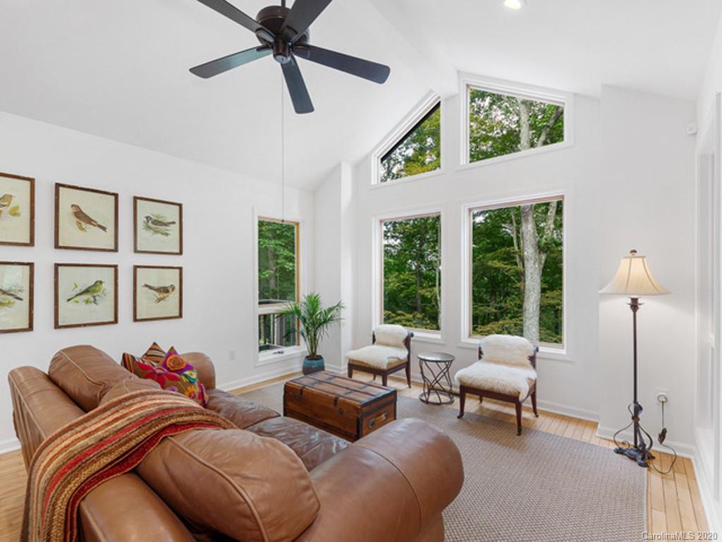 33 Spring Cove Road Swannanoa, NC 28778 - Photo 9 of 48 Gallery Image 9