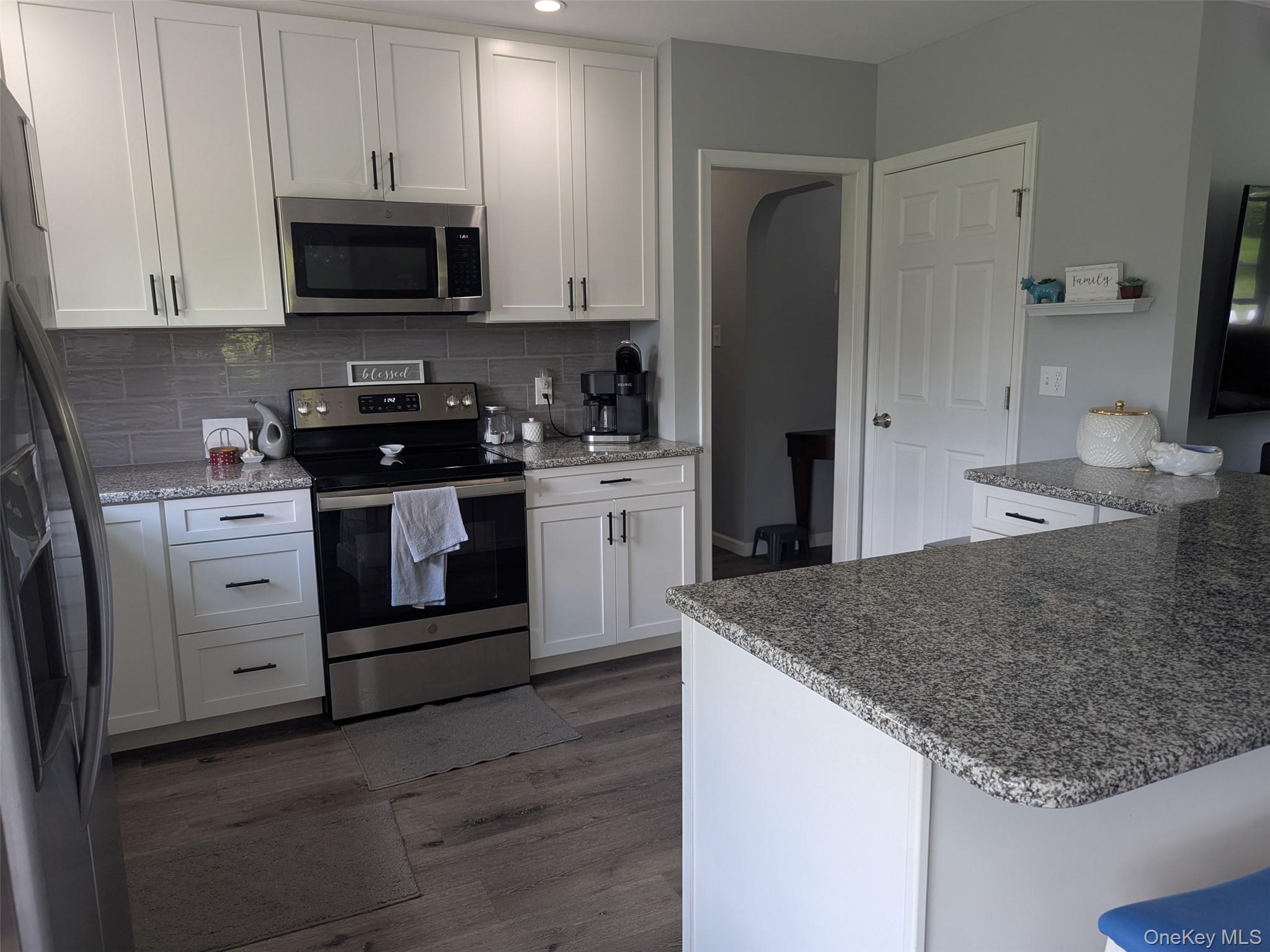 97 Rauch Road Lake Huntington, NY 12752 - Photo 5 of 33 Downstairs
