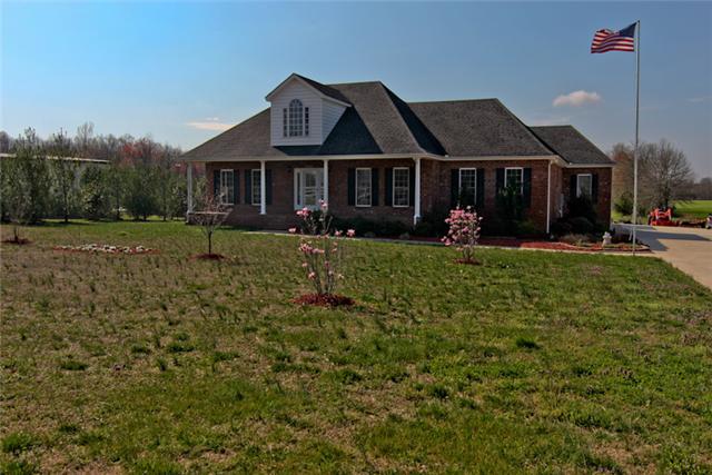 1061 Ferrells Loop Road Manchester, TN 37355 - Photo 1 of 15 Welcome Home to 1061 Ferrells Loop Rd! 2000 sqft home all on one level w/500 sqft bonus/full bath up