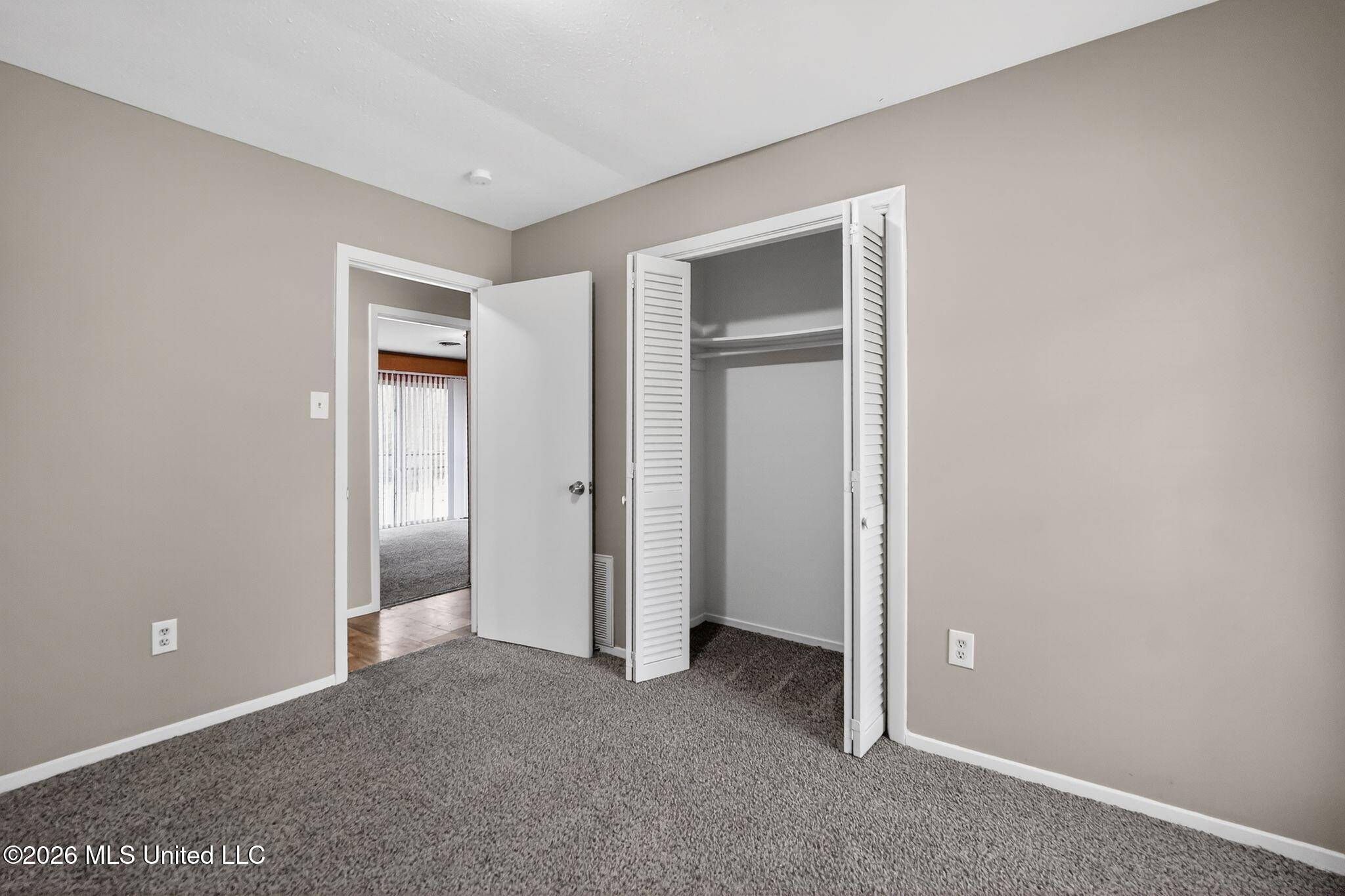 1027 Autumn Street Jackson, MS 39212 - Photo 27 of 40 27_1027_Autumn_St_Jackson_MS_39212-Bedro