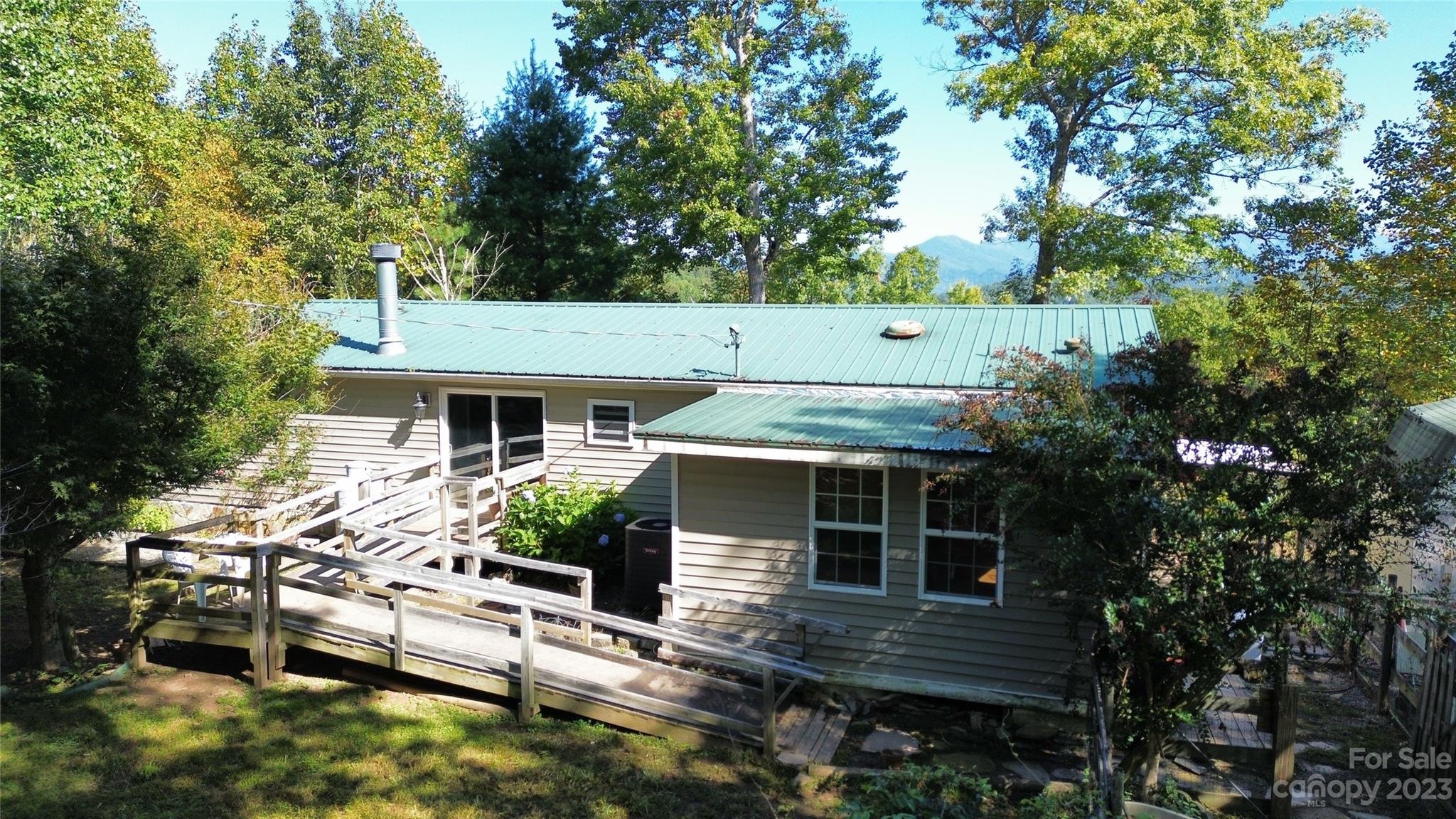 219 Saddlewood Ridge Sylva, NC 28779 - Photo 26 of 38 Gallery Image 26