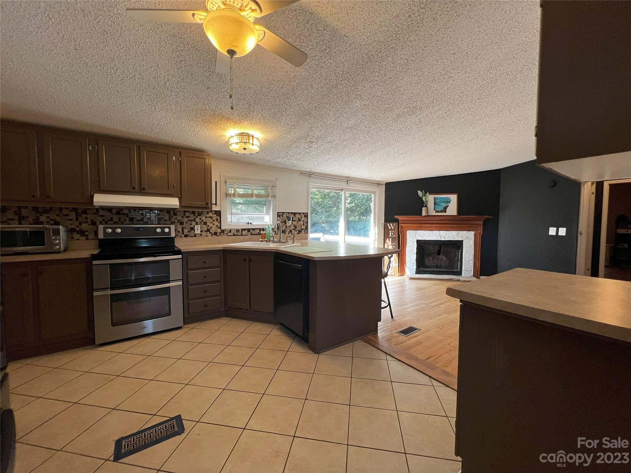 219 Saddlewood Ridge Sylva, NC 28779 - Photo 8 of 38 Gallery Image 8