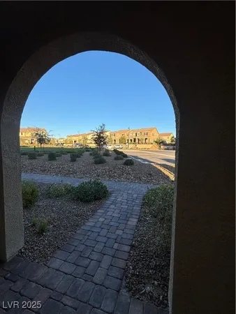 $2,200 | 2456 Bagnara Place, Henderson, NV 89044