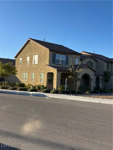 $2,200 | 2456 Bagnara Place, Henderson, NV 89044