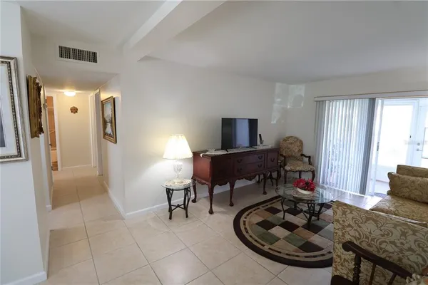 $1,295 | 1807 Restful Drive, Unit N4, Bradenton, FL 34207