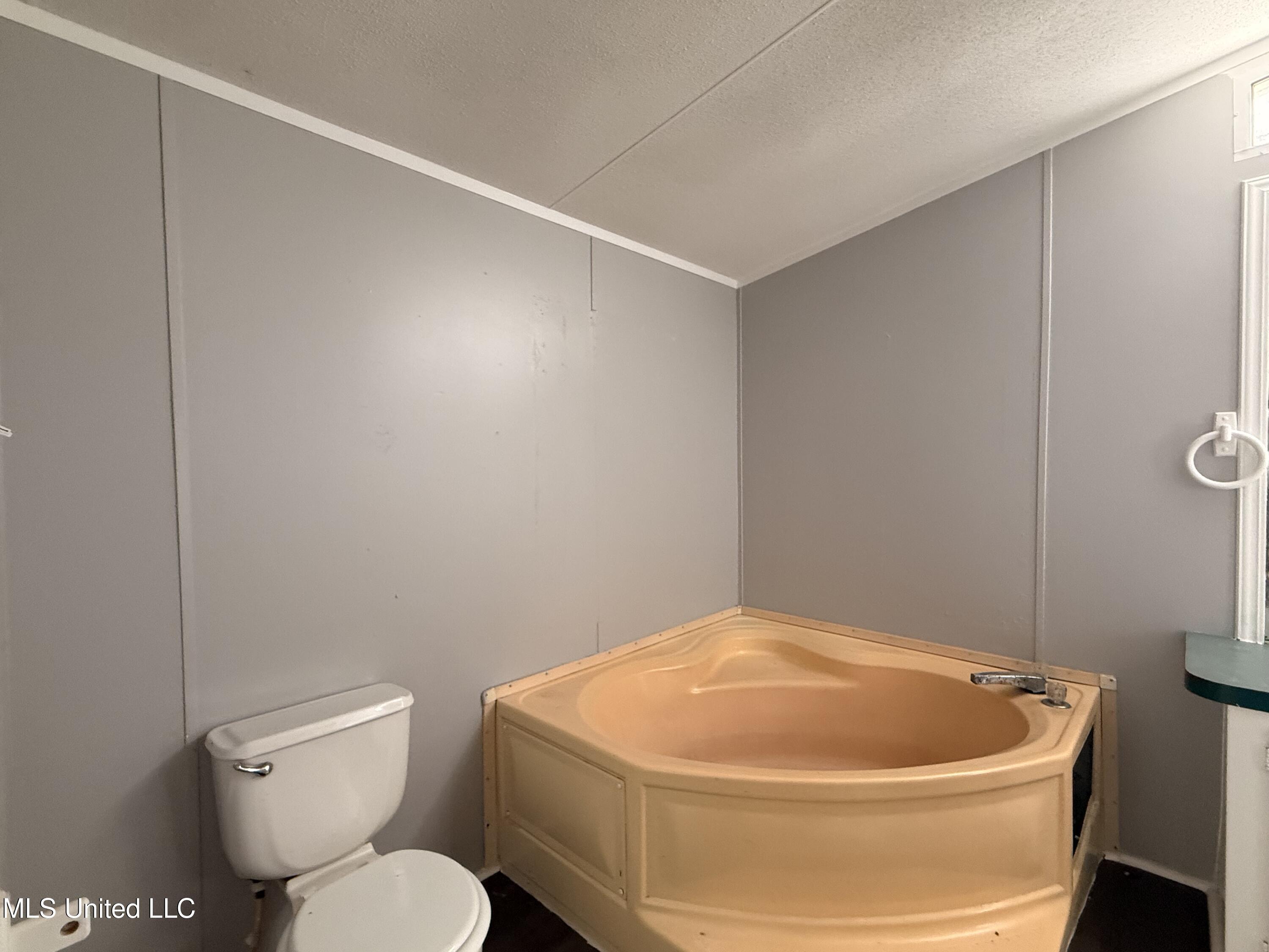 505 Hillview Court Brandon, MS 39042 - Photo 7 of 16 IMG_0978