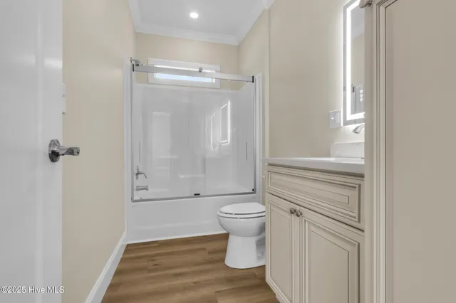 $394,000 | 429 Country Club Drive West, Minnesott Beach, NC 28510