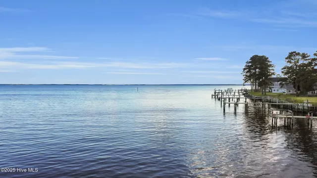 $394,000 | 429 Country Club Drive West, Minnesott Beach, NC 28510