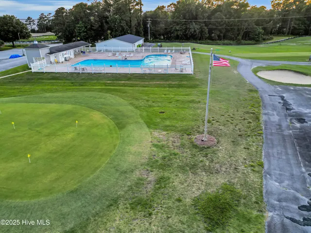 $394,000 | 429 Country Club Drive West, Minnesott Beach, NC 28510