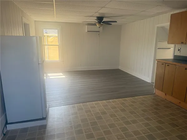 $1,100 | 221 South Franklin Street, Dix, NY 14891