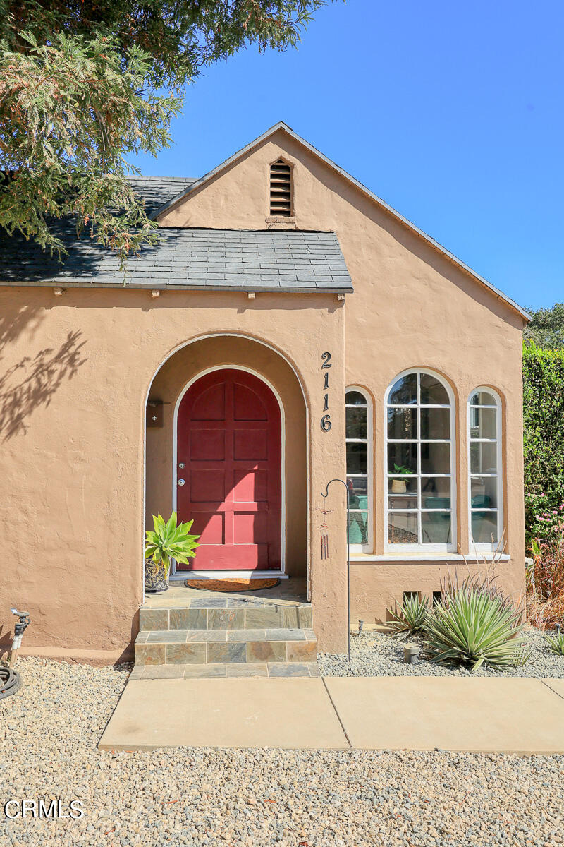 2116 Summit Avenue Altadena, CA 91001 - Photo 5 of 31 a front view of a house