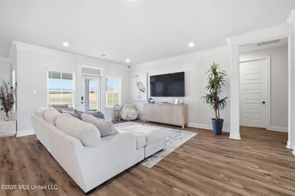 $2,750 | 13601 Winterberry Drive, Biloxi, MS 39532