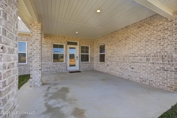 $2,750 | 13601 Winterberry Drive, Biloxi, MS 39532
