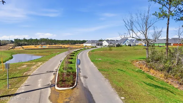 $2,750 | 13601 Winterberry Drive, Biloxi, MS 39532