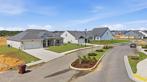 $2,750 | 13601 Winterberry Drive, Biloxi, MS 39532