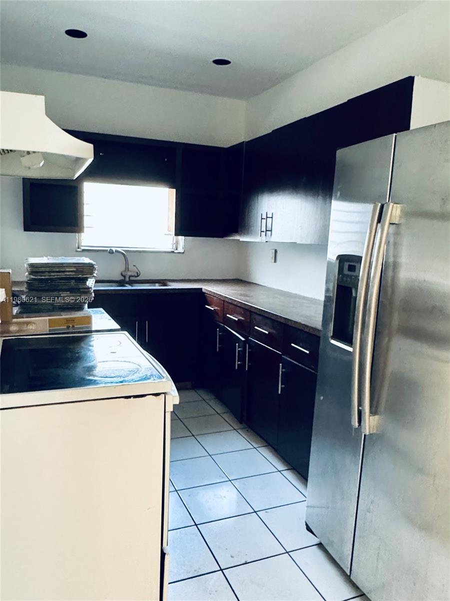 2395 Southwest 2nd Street Miami, FL 33135 - Photo 15 of 41