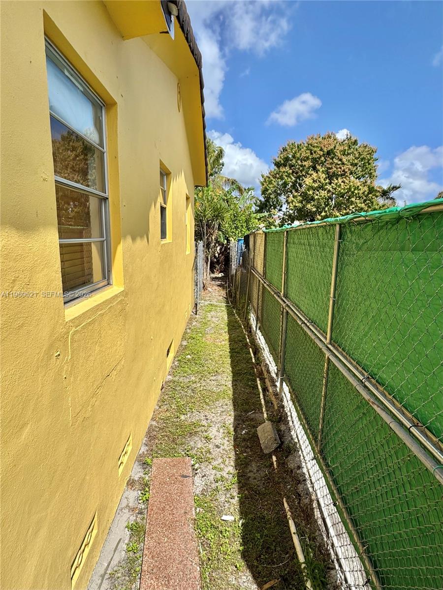 2395 Southwest 2nd Street Miami, FL 33135 - Photo 41 of 41