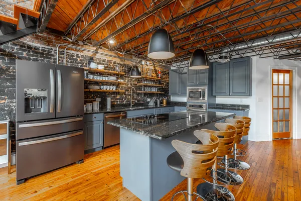 $809,000 | 55 East Main Street, Unit 207, Chattanooga, TN 37408